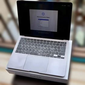 MacBook Air M1 8GB 256GB 箱あり 充電器なし