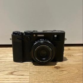 FUJIFILM X100VI ブラック シャッター回数少 元箱あり