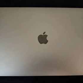 MacBook Pro 2017 メモリ16GB 128GB