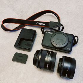 【美品】Canon EOS M10 ダブルレンズキット