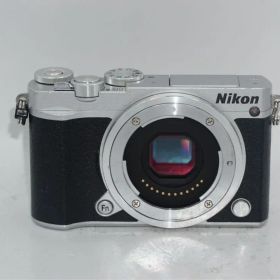 Nikon 1 J5 ミラーレス一眼 シルバー