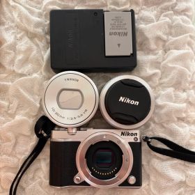 Nikon 1 ミラーレス一眼 J5