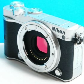 NIKON 1 J5 ボディ シルバー 送料無料
