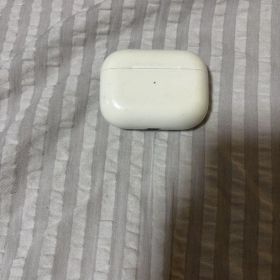AirPods Pro本体のみホワイト 使用感あり