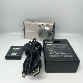 【美品】Nikon COOLPIX S620 パールホワイト