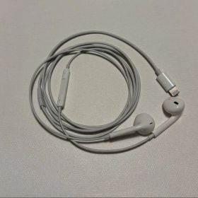 EarPods with Lightning Connector 純正イヤホン