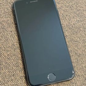 Apple iPhone 7 ブラック