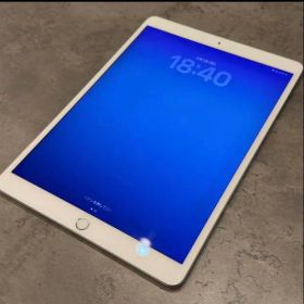 iPad Air 第3世代 Wi-Fiモデル 64GB シルバー