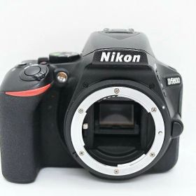 ニコン Nikon デジタル一眼レフ ダブルズームキット APS-C D5600 【中古】