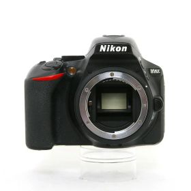 【中古】 (ニコン) Nikon D5600 ボデイ【中古カメラ デジタル一眼】 ランク：B