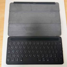 アップル(Apple)の【ジャンク】iPad Pro 10.5スマートキーボード ブラック A1829(iPadケース) アップル(Apple)の【ジャンク】iPad Pro 10.5スマートキーボード ブラック A1829(iPadケース)