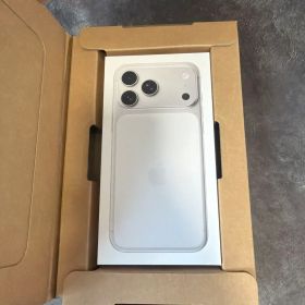 即日発送‼️iPhone17 Pro Max シルバー256GB 新品•未開封