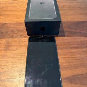 Apple iPhone 11 pro max スペースグレイ 本体