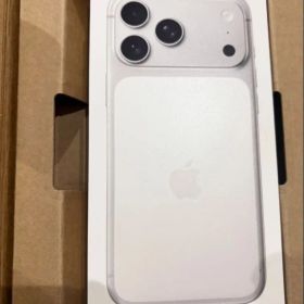 新品未開封 iPhone17 pro max シルバー 256GB SIMフリー