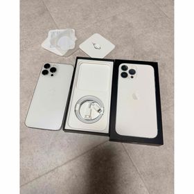 アイフォーン(iPhone)のiPhone 13 Pro Max 128GB シルバー 美品 箱・ケーブル付(スマートフォン本体) アイフォーン(iPhone)のiPhone 13 Pro Max 128GB シルバー 美品 箱・ケーブル付(スマートフォン本体)