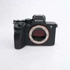 【中古】 (ソニー) SONY α7IV (ILCE-7M4) ボディ【中古カメラ デジタル一眼】 ランク：B