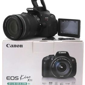【Canon】キヤノン『EOS Kiss X7i EF-S 18-135 IS STMレンズキット』2013年4月発売 デジタル一眼レフカメラ 1週間保証【中古】