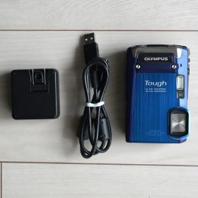 コンパクトデジタルカメラ OLYMPUS Tough TG-820 ブルー