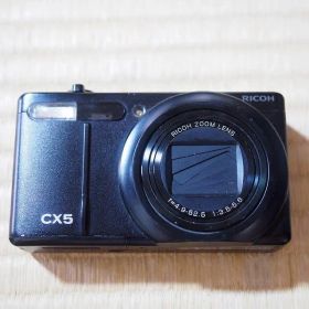 リコー マクロ撮影対応コンパクトデジカメ CX5