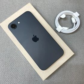 バッテリー100% iPhone 16e 128GB ブラック Apple版