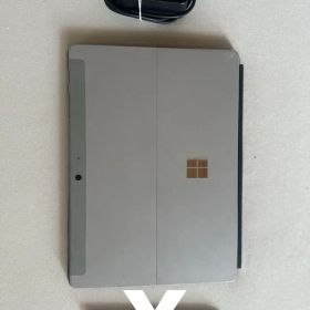 Surface Go 3 128 GB、8 GB