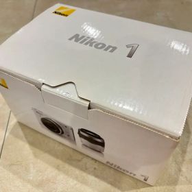 値下げ中 ニコン Nikon1 J1ホワイト30-110mm ズームレンズセット
