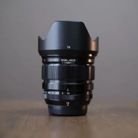 Fujifilm xf16mm F1.4 レンズ