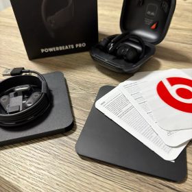 Powerbeats Pro ワイヤレスイヤホン ブラック