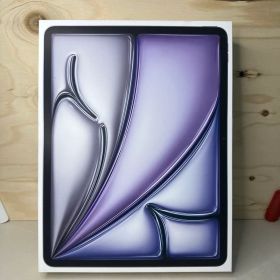 iPad Air M3 13インチ 2025 128GB スペースグレー 新品 99,999円