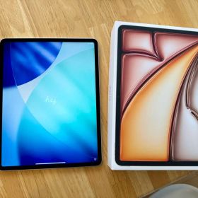 iPad Air 13インチ スターライト M2 128GB Wi-Fiモデル