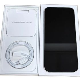iPhone 13 128GB スターライト SIMフリー