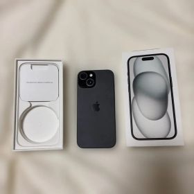 Apple iPhone 15 ブラック 本体