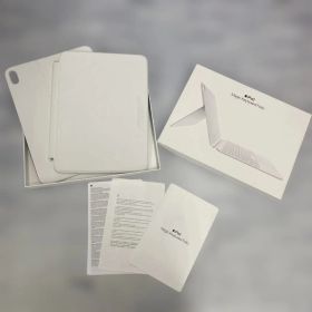 k1353 iPad Magic Keyboard Folio ホワイト
