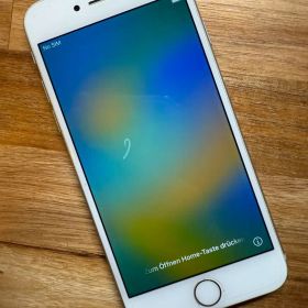 MQ852J/A iPhone 8 256GB シルバー SIMフリー