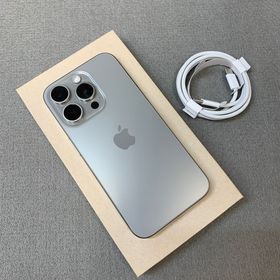 新品同様 iPhone 15Pro 128GB ナチュラル 国内版 SIMフリー送料無料