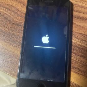 Apple iPhone SE (第2世代) ブラック