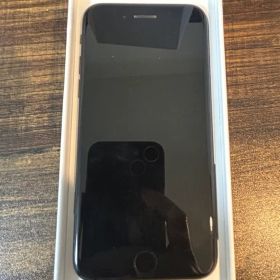 【値下げ】Apple iPhone SE 第2世代 ブラック 本体