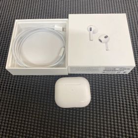 N70 AirPods 第３世代