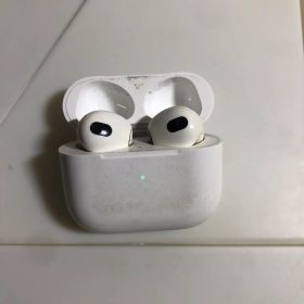 Apple AirPods 第3世代