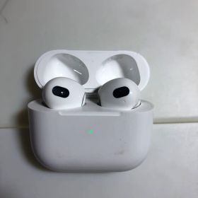 Apple AirPods 第3世代