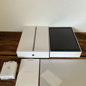 iPad 第9世代64GB Wi-Fi ガラス•Power Adapter付き