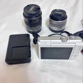 Canon EOS M200