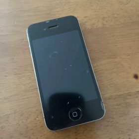 Apple iPhone 4s 動作未確認