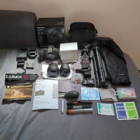 Panasonic LUMIX G8セット 12-60mm/25mmレンズ三脚付