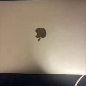 MacBook Air シルバー