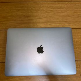 Apple MacBook Air 13シルバー