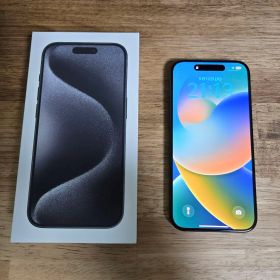 iPhone 15 Pro ブラックチタニウム