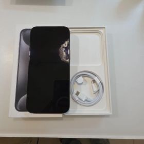 iPhone 15 Pro Max ブラックチタニウム 256GB