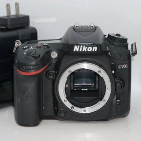 Nikon D7200 デジタル一眼レフカメラ 本体