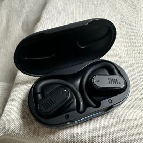 JBL ワイヤレスイヤホン Soundgear Sense ★稼働品